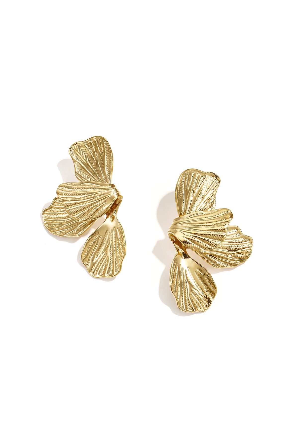 ohrhänger aus edelstahl, schlichtes blumenmuster, schlichte alltags-serie, damenschmuck