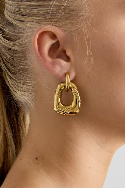 Ohrhänger aus Edelstahl, unregelmäßige Form, lässig-schlichte Serie, Damenschmuck