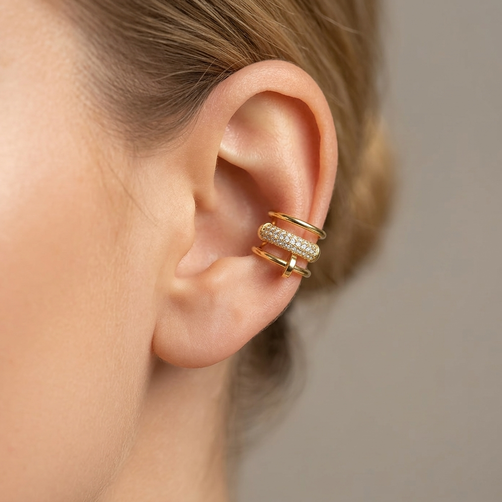 Élina Clip Ohrringe getragen Ohr mehrstufig | ELIÉE JEWELRY