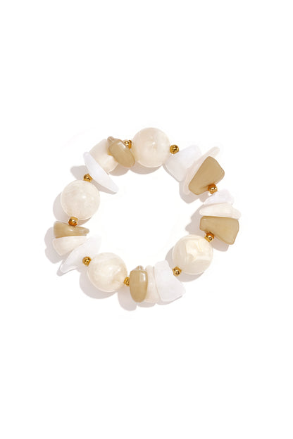 Armband mit unterschiedlichen Perlen