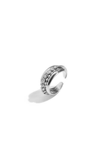 Dreifacher Ring mit Zirkonia-Steinen